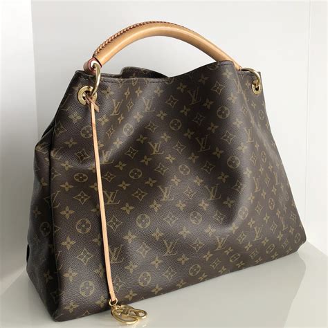 louis vuitton artsy gm measurements|louis vuitton monogram gm.